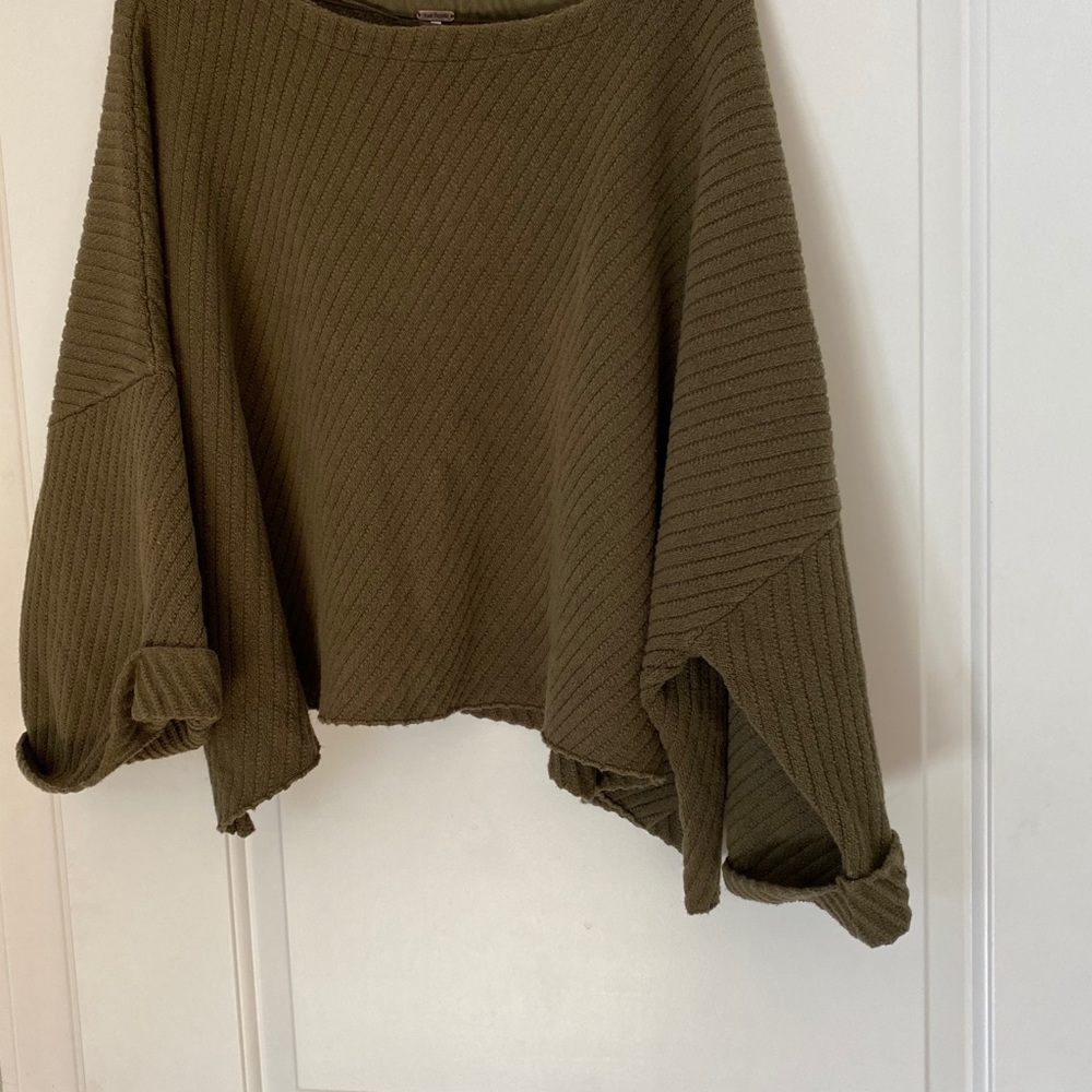 Free people sweater